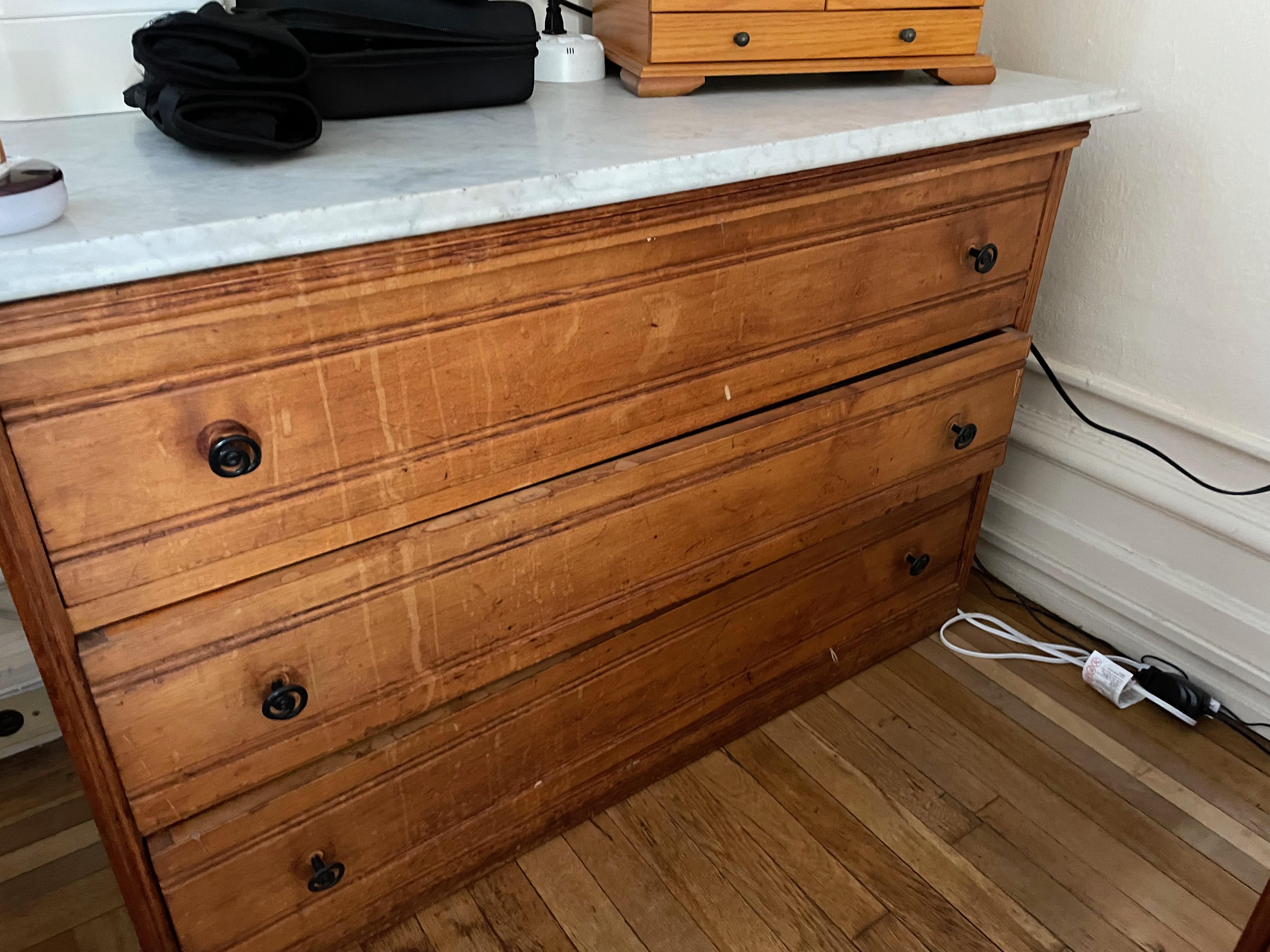 Pine dresser