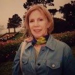 Picture of Elizabeth Ross