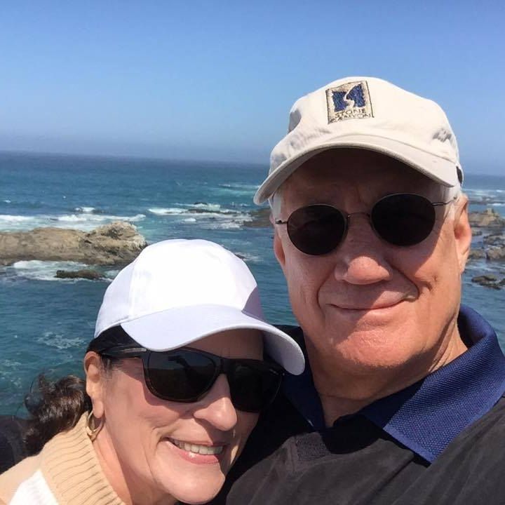 Picture of Lonnie and Carolyn Lott