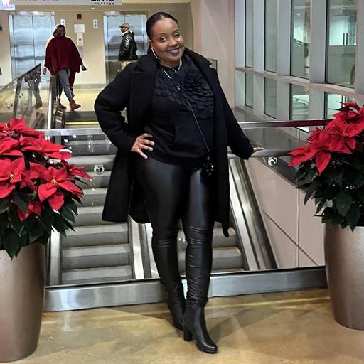 user profile icon inside a circle