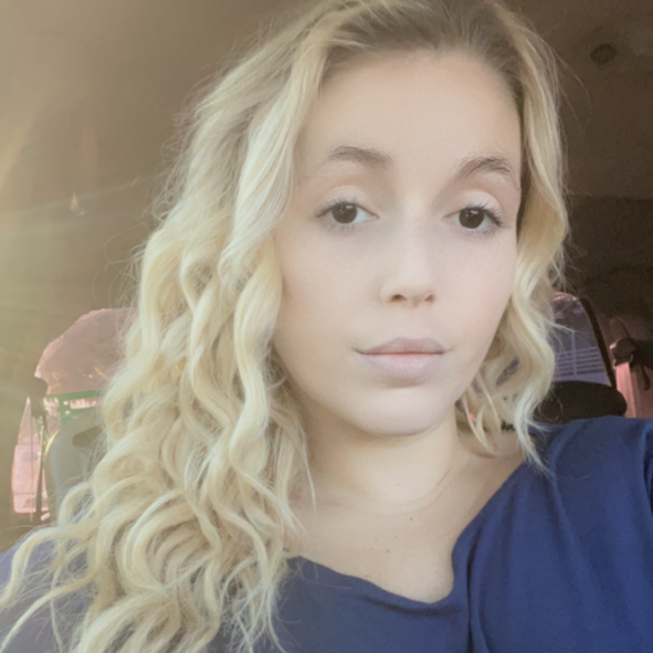 Picture of Kayla Plunk