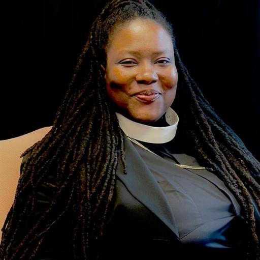 user profile icon inside a circle