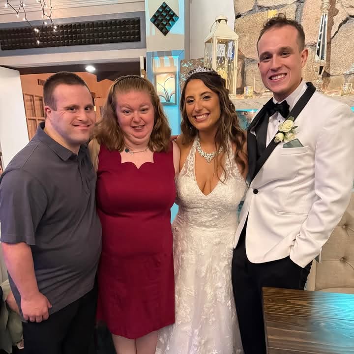 Picture of Tina Theran