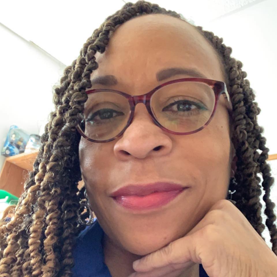 Picture of Candace Holmes