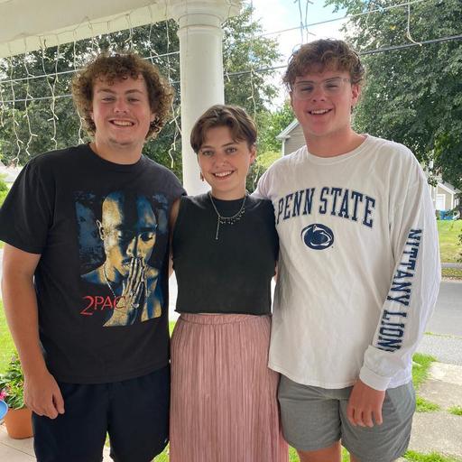 user profile icon inside a circle