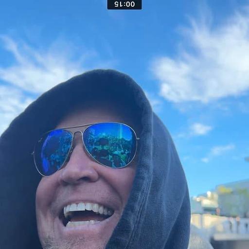 user profile icon inside a circle