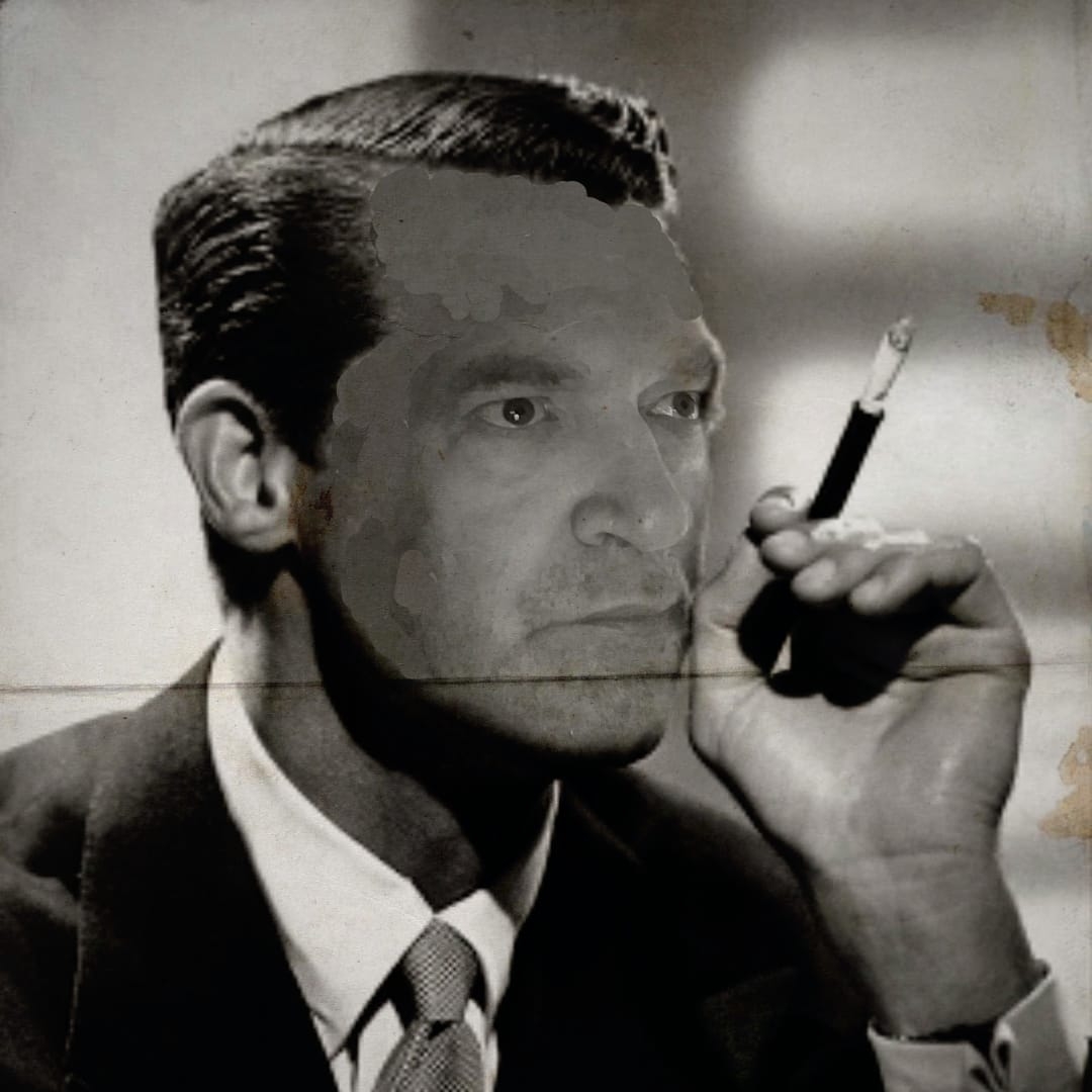 Picture of Gary SMacreading