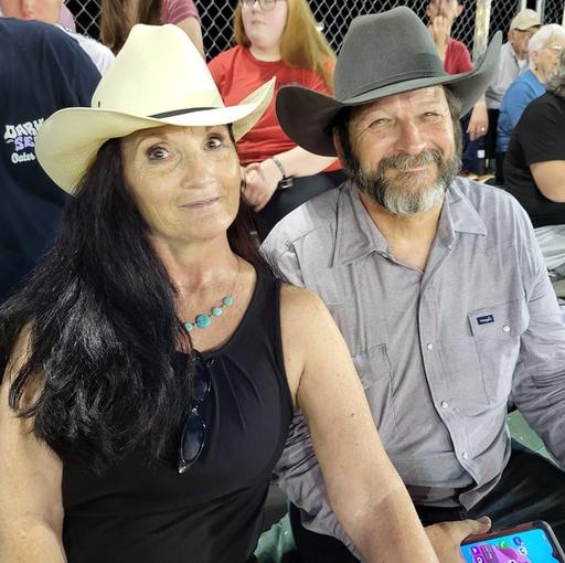 user profile icon inside a circle