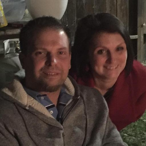 user profile icon inside a circle