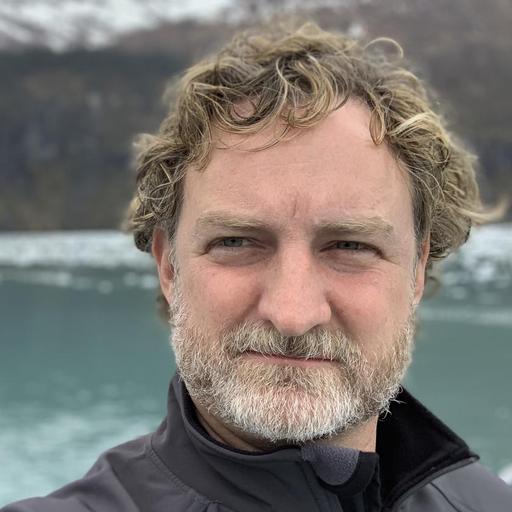 user profile icon inside a circle