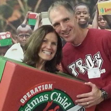 user profile icon inside a circle