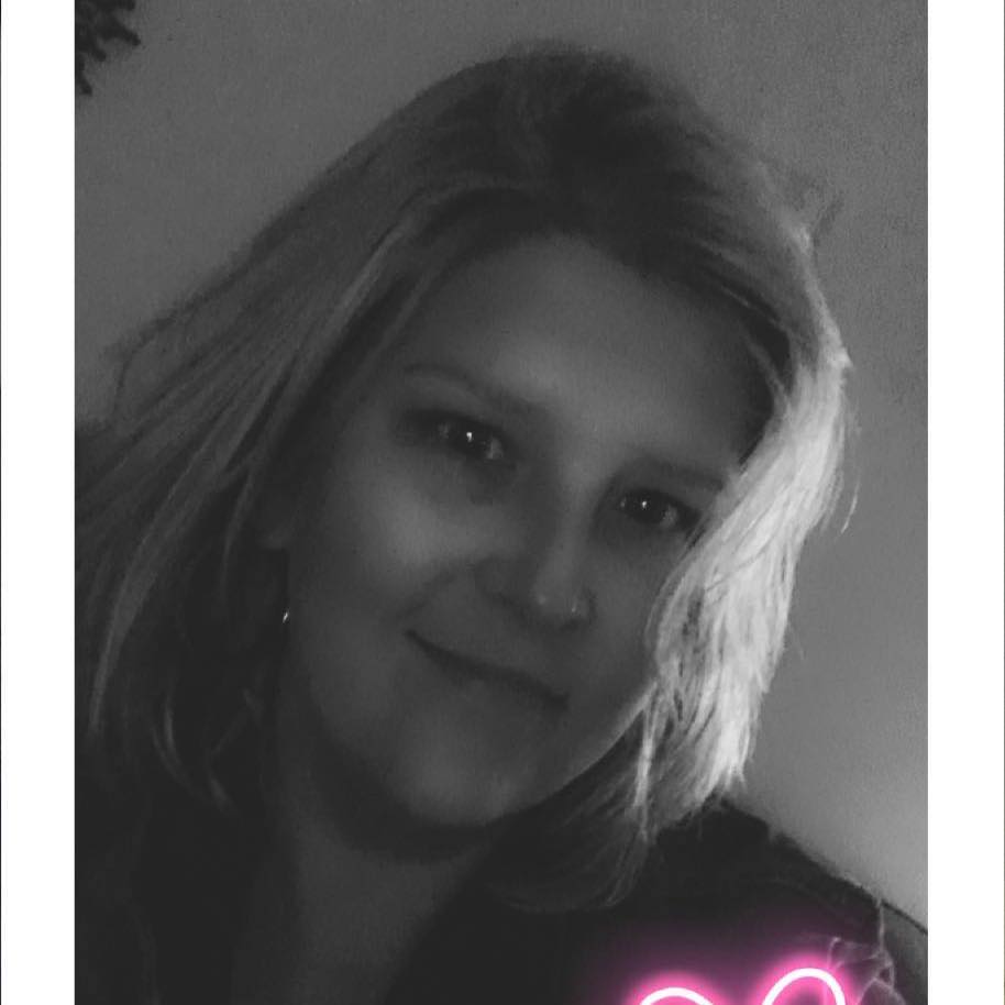Picture of Lisa Michelle
