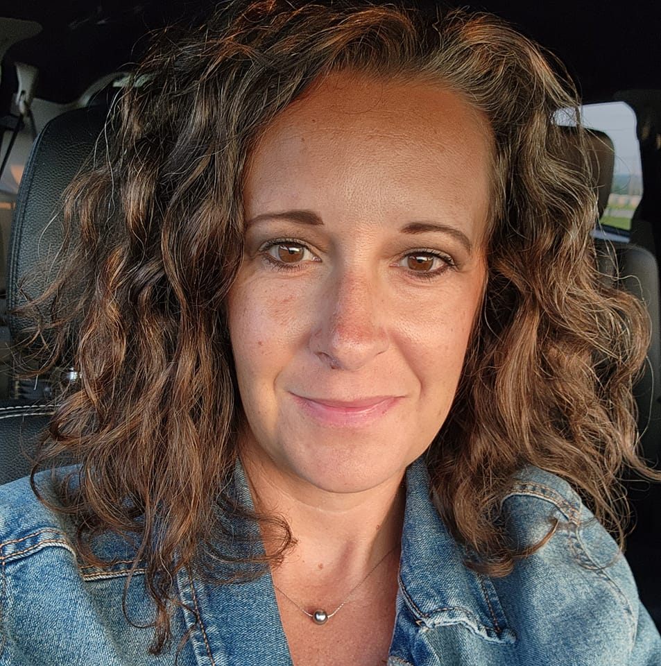 Picture of LINDSAY MANN