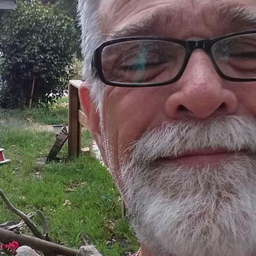 user profile icon inside a circle