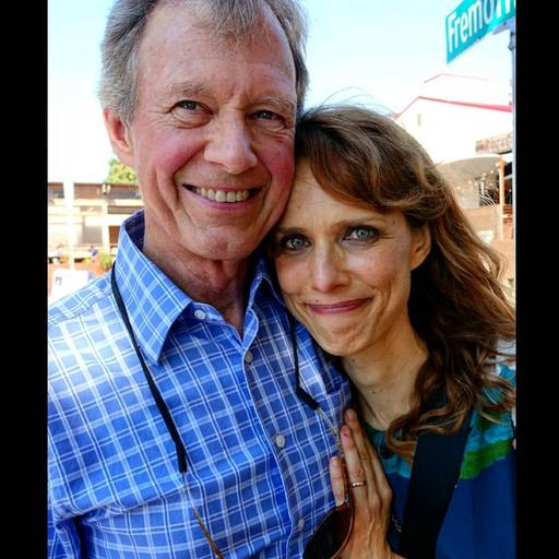 user profile icon inside a circle