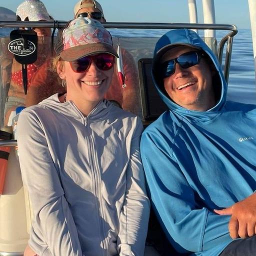 user profile icon inside a circle