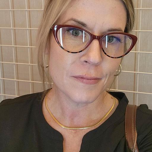 user profile icon inside a circle