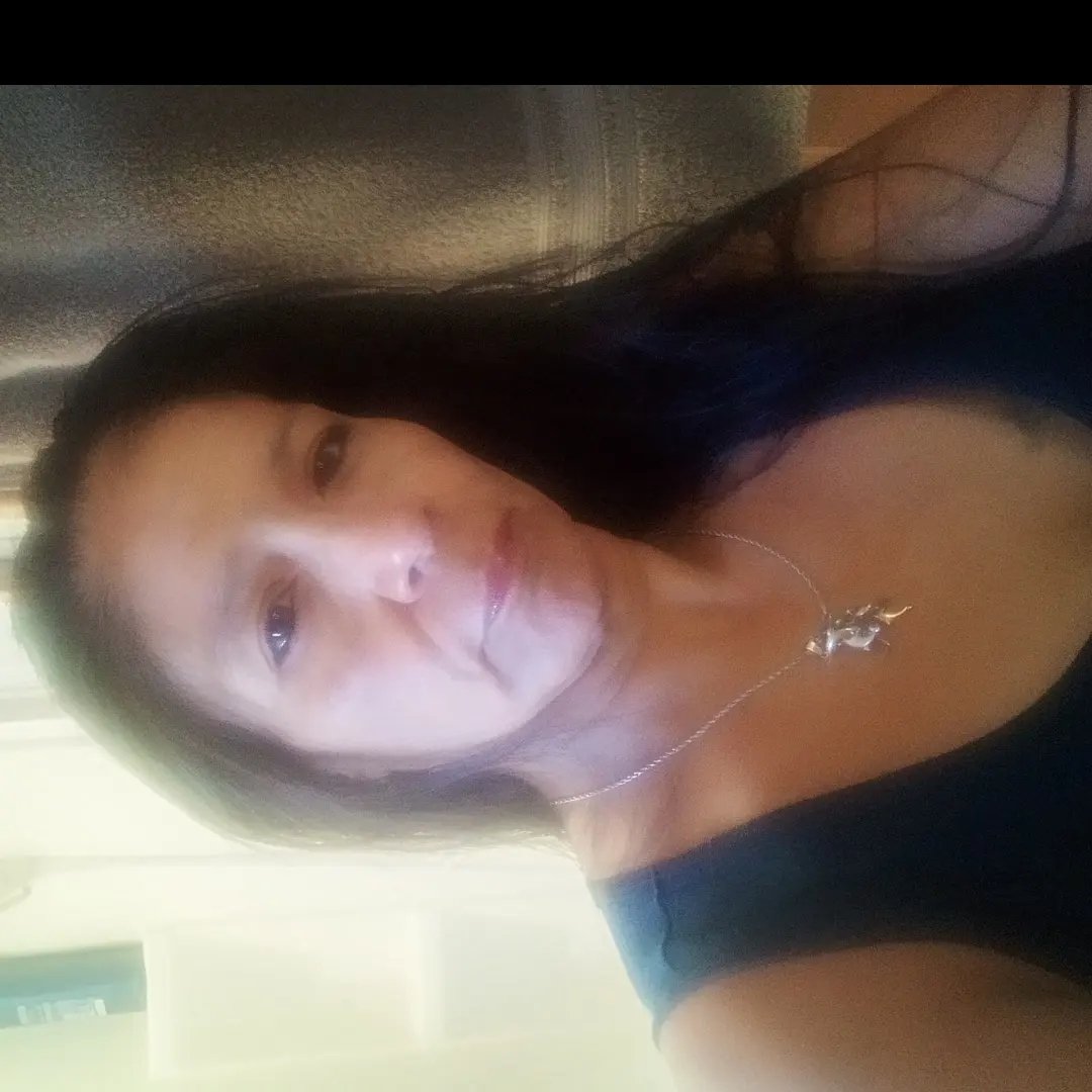 Picture of Rachel Veloz