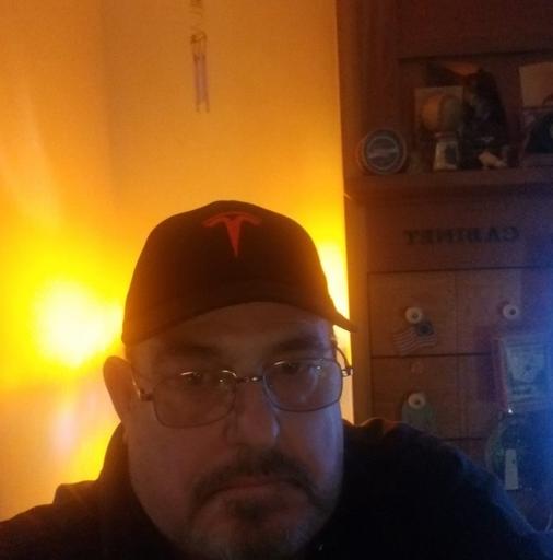 user profile icon inside a circle