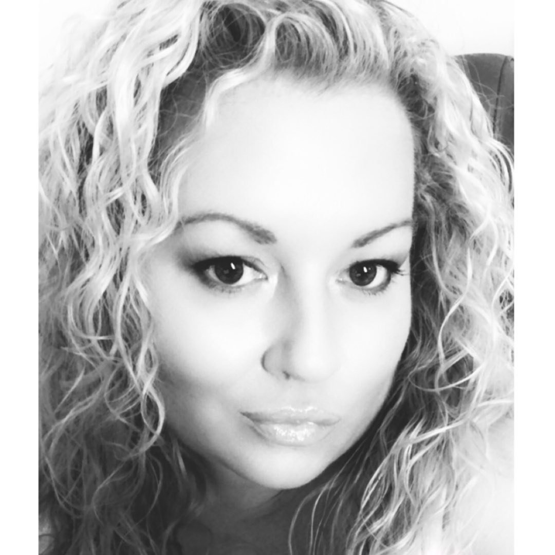 Picture of Julie Ann