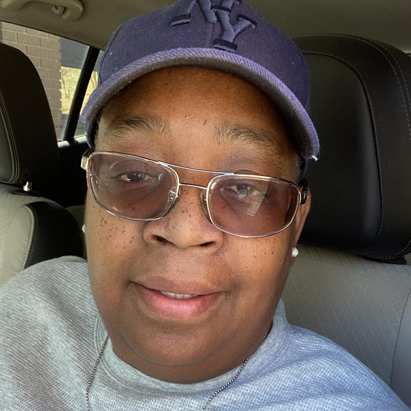 Picture of Regina Lewis
