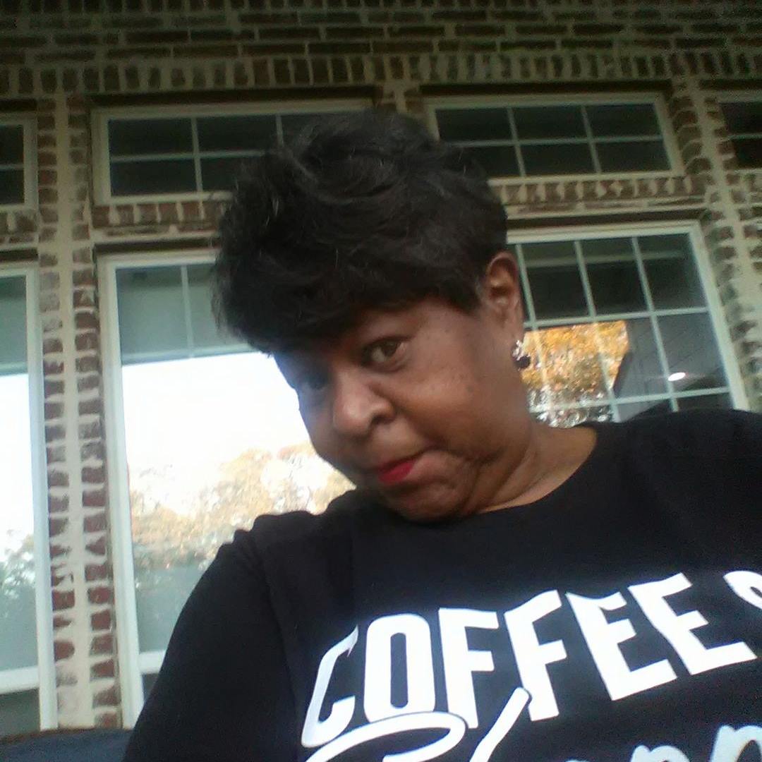 Picture of JoAnn Searles