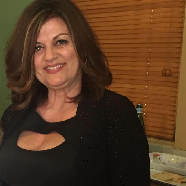 Picture of Lisa Hooper