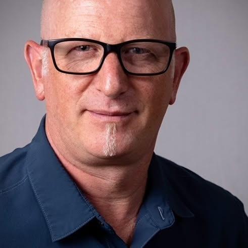 user profile icon inside a circle