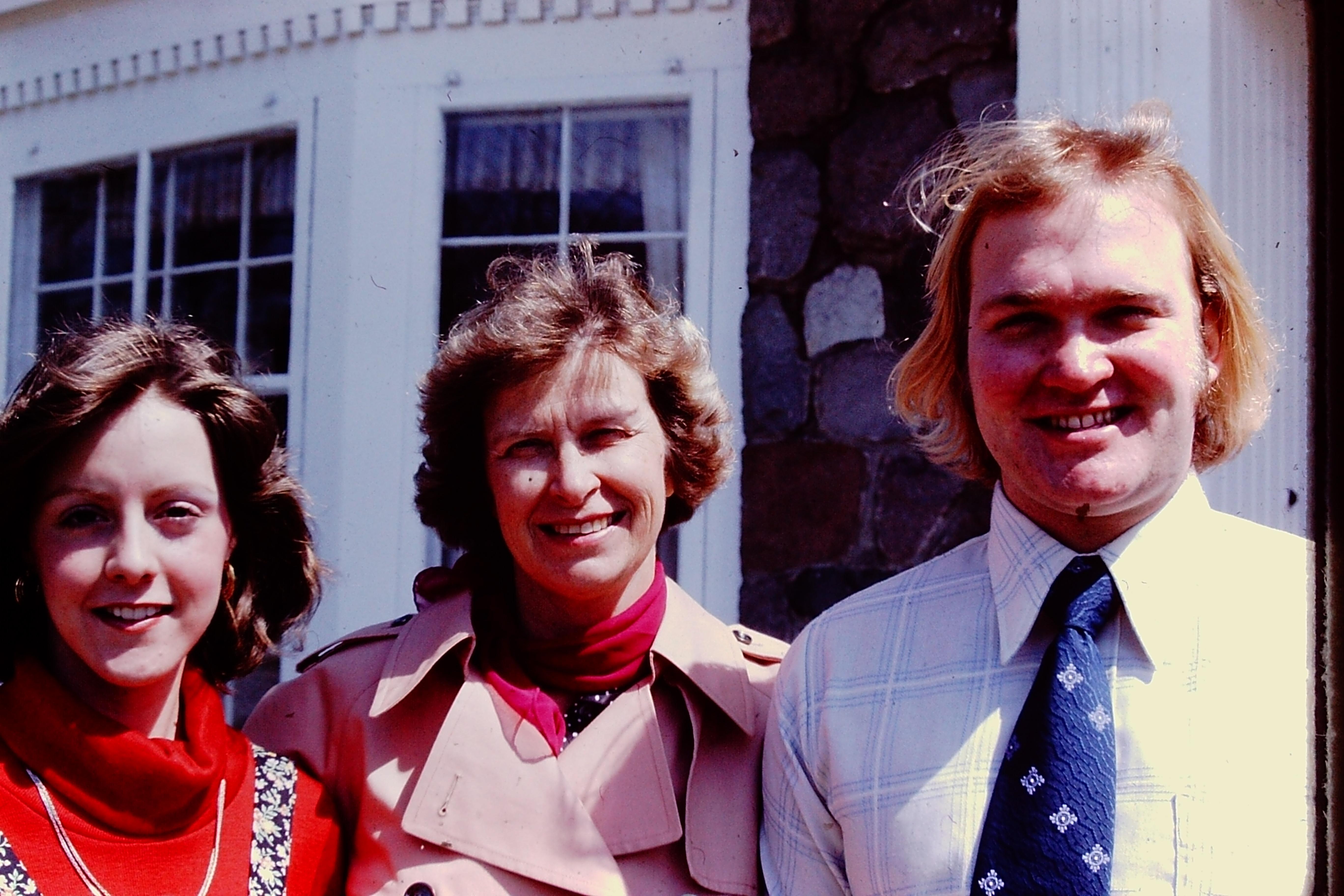 Mom with Bill and Tami