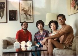 1985 年在定寧家