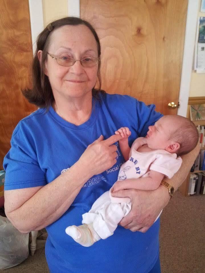 Mom with newborn Elva