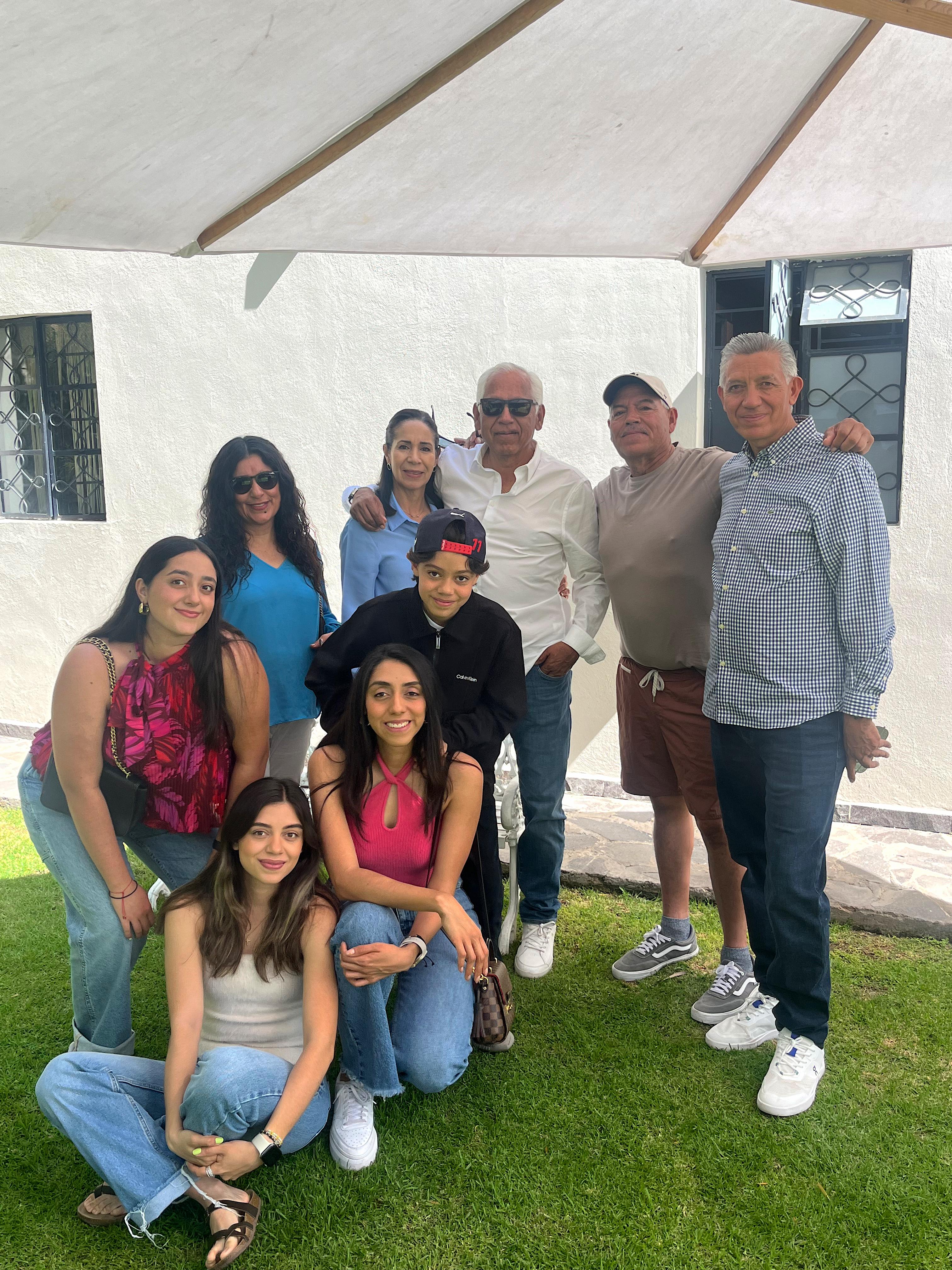 Familia