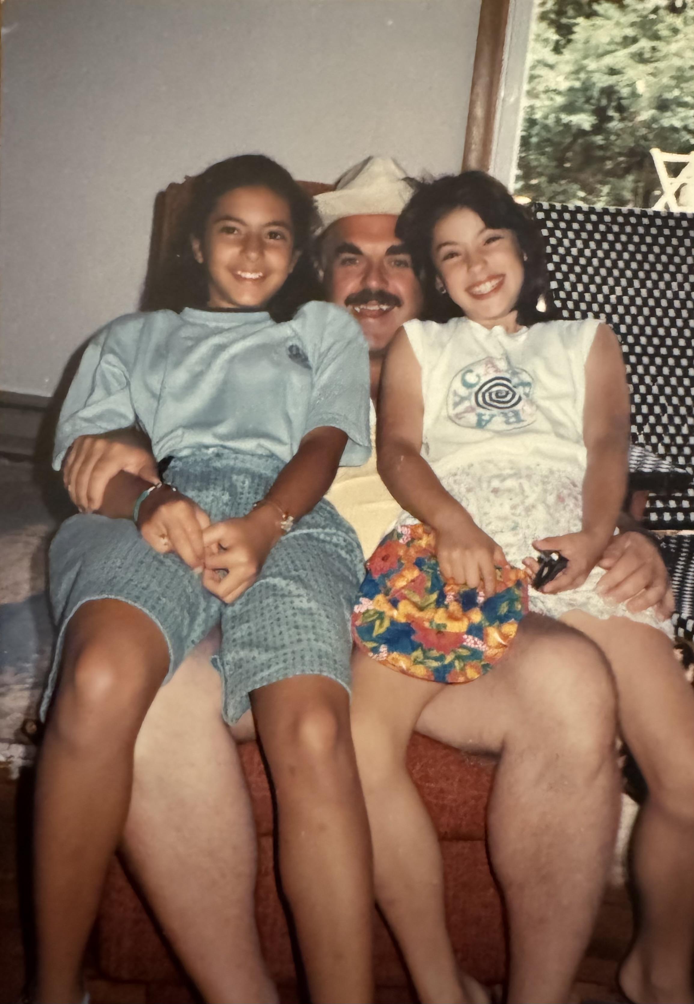Cousins Lauren & Diana wi…