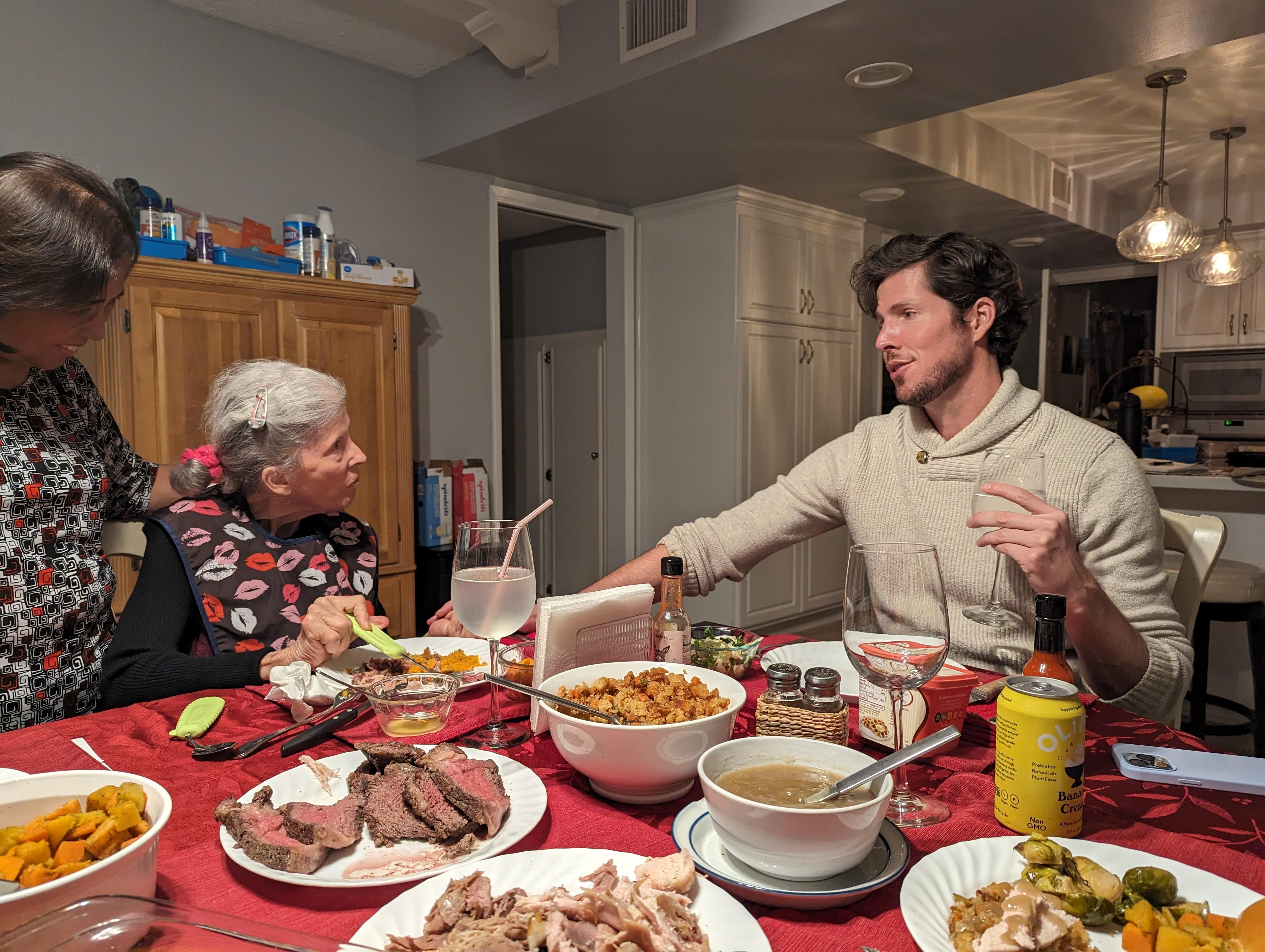 Thanksgiving 2023: a loving s…