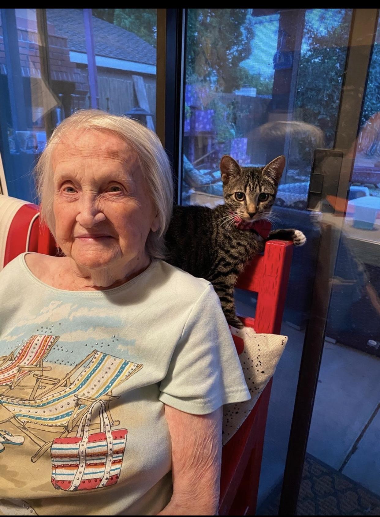 Lenora and Tammy FuFu(cat)