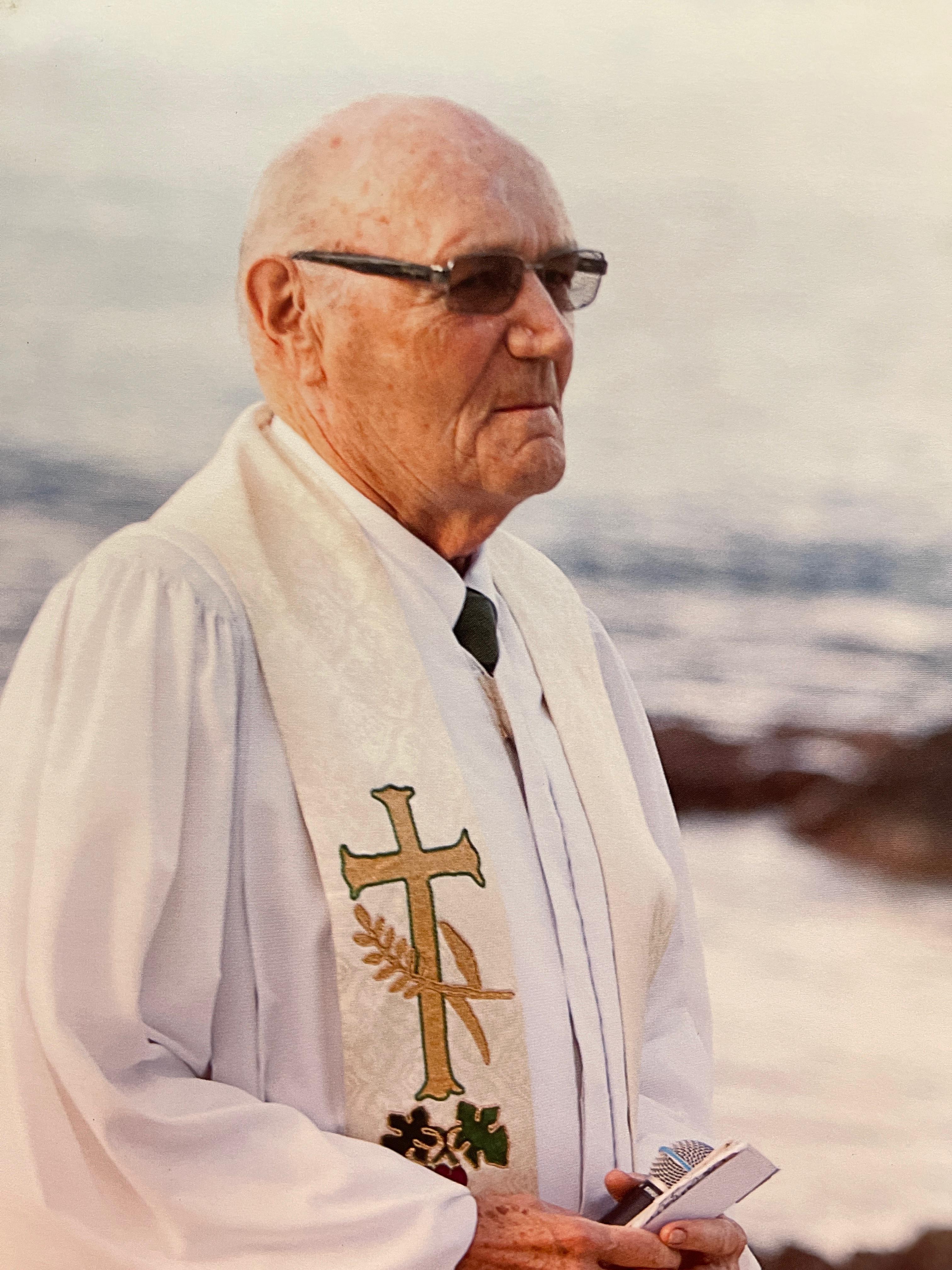 Papa looking radiant in his r…