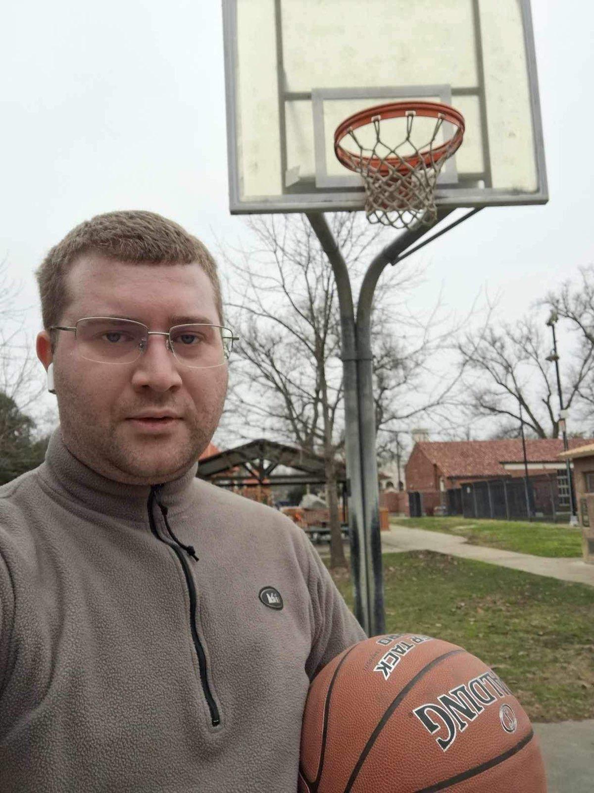 Sam really loved basketball (…