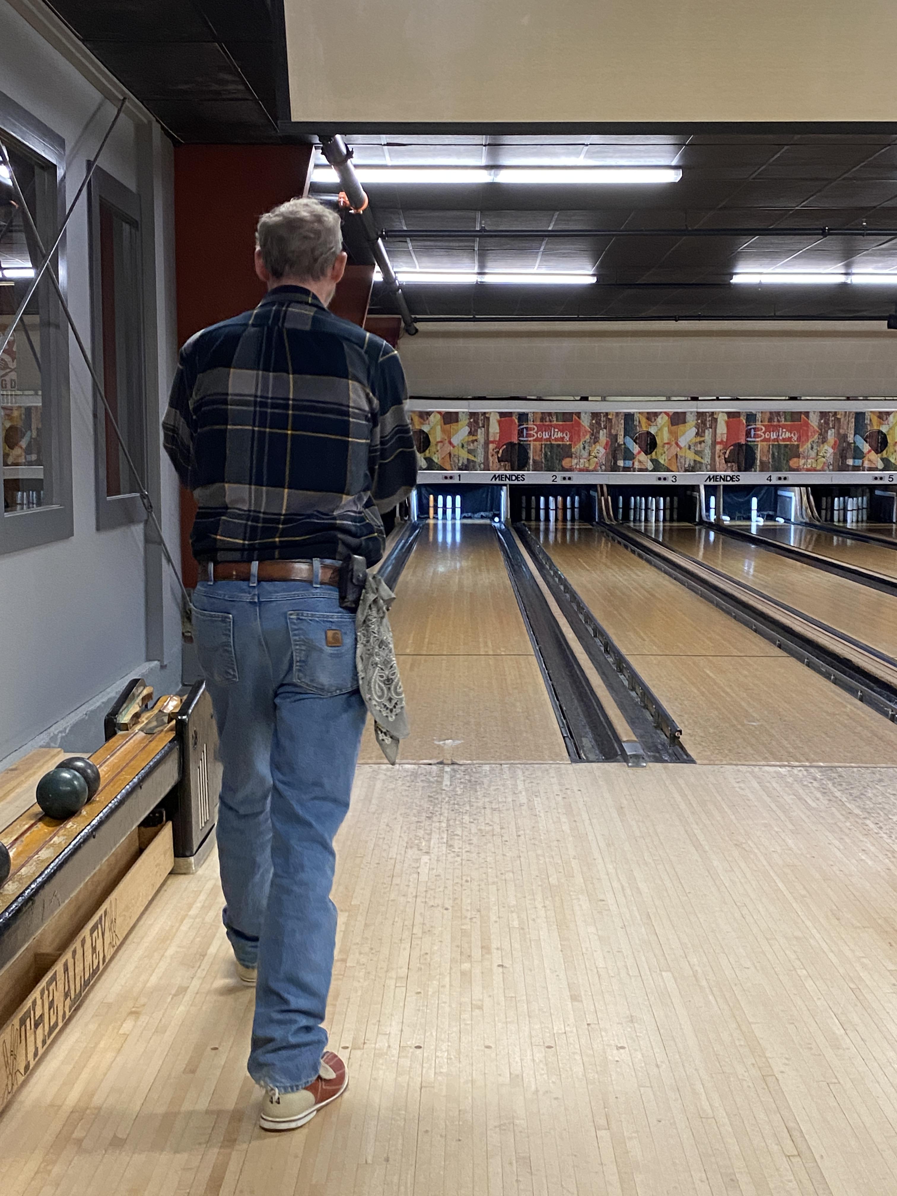 Candlepin bowling on the Cape