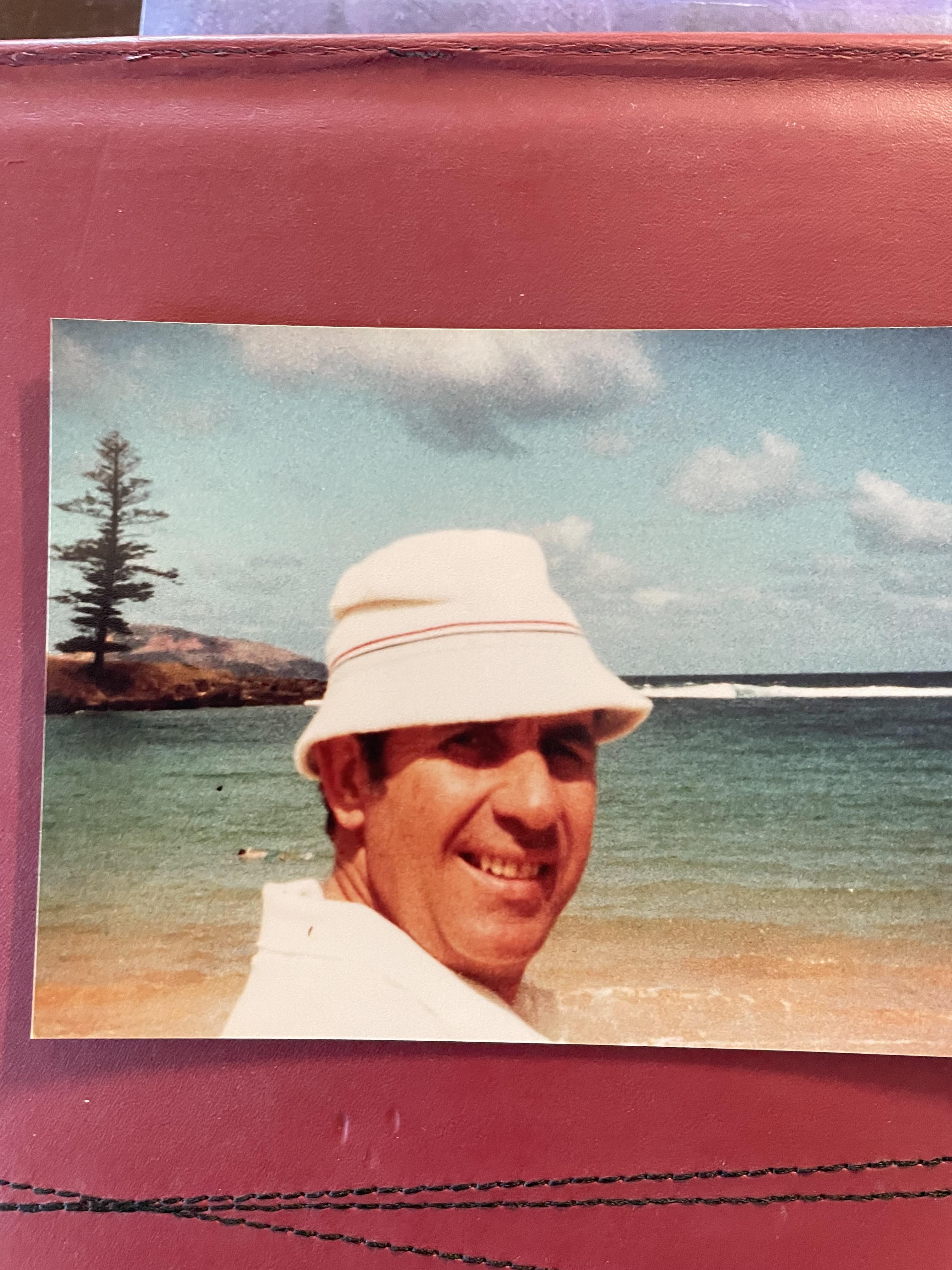 Another terry-towelling bucke…