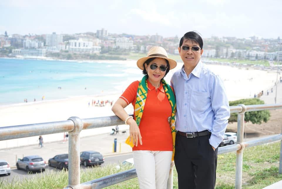 Mr and Mrs Lanh at Bondi beac…