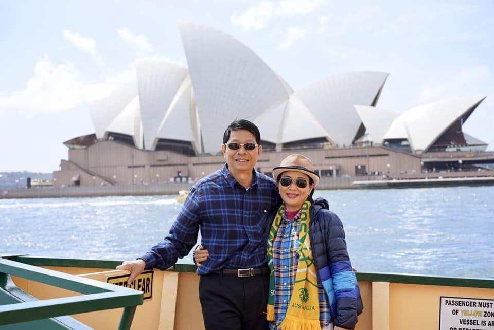 Mr and Mrs Lanh on Sydney fer…