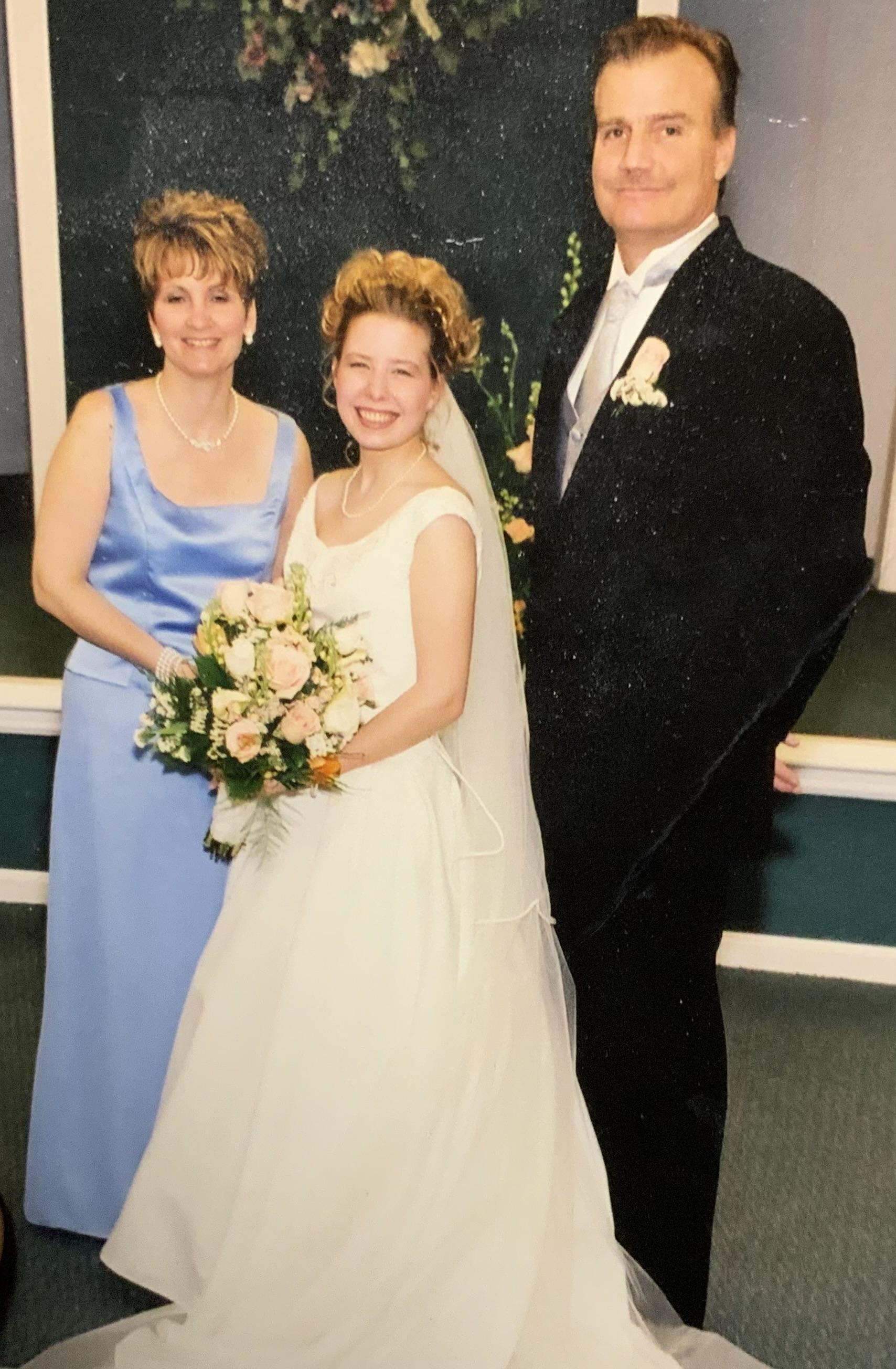 Amy, Erin, and Steve Sutherla…