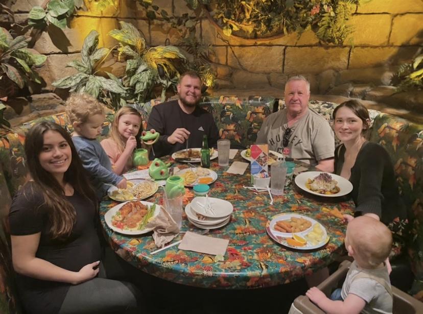 Family dinner at Rainforest C…