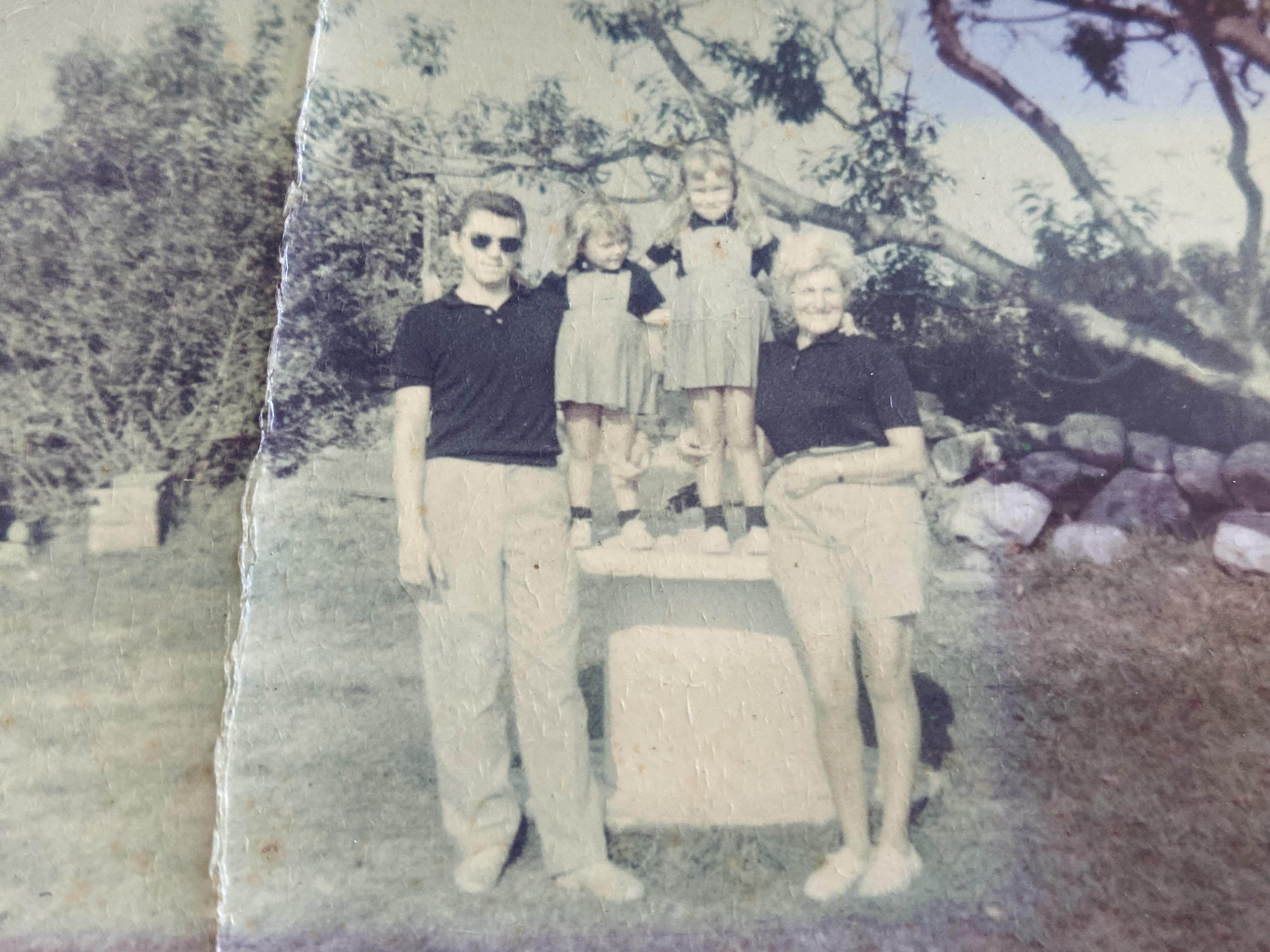 Billy, Beth, Laurie and Mom