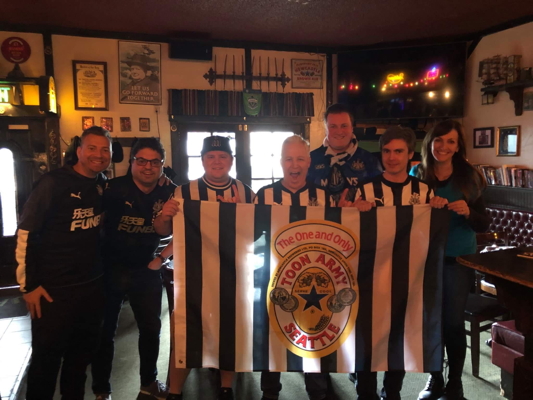 Toon Army Seattle take a phot…