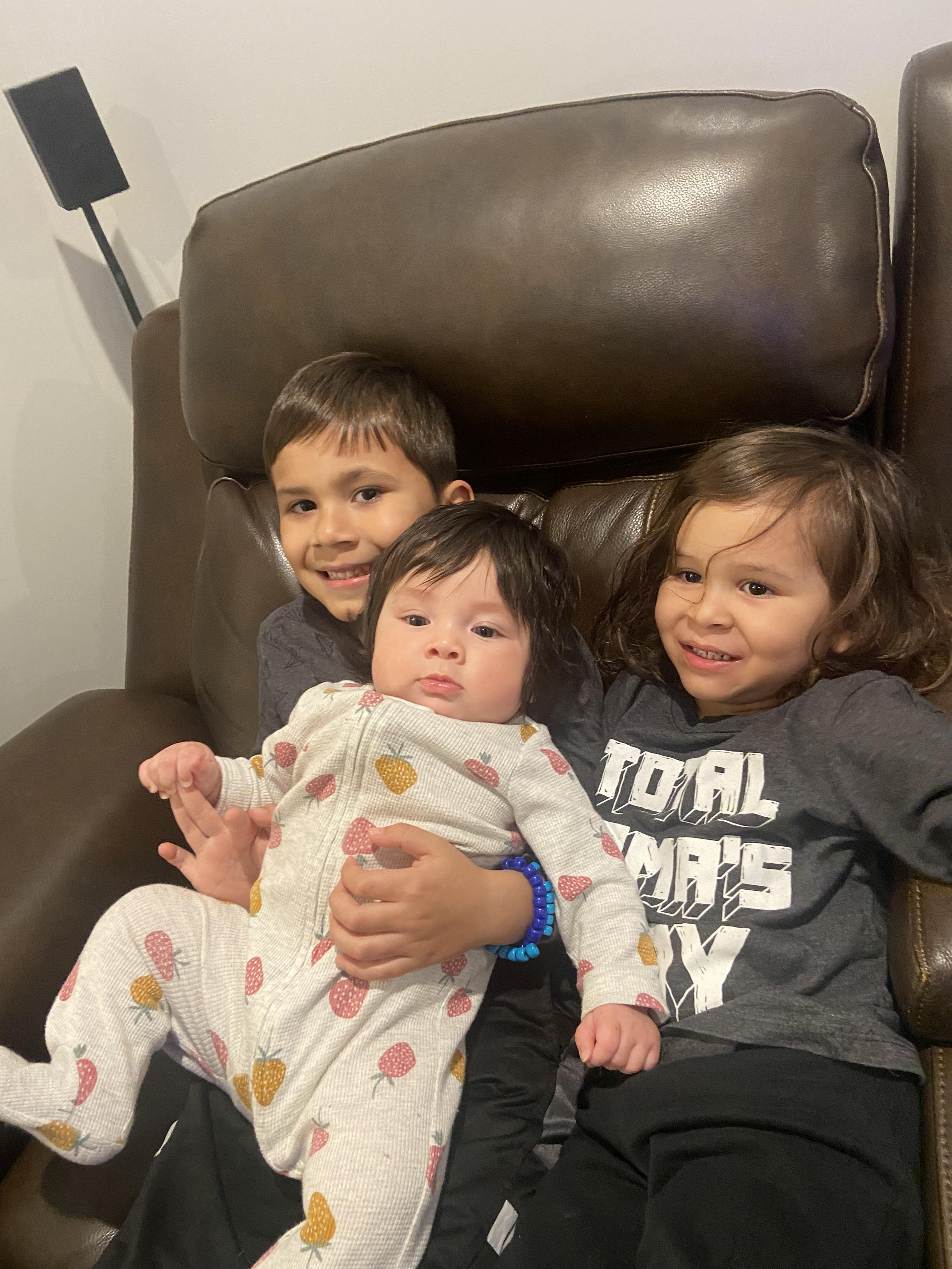 Scarlett and the boys