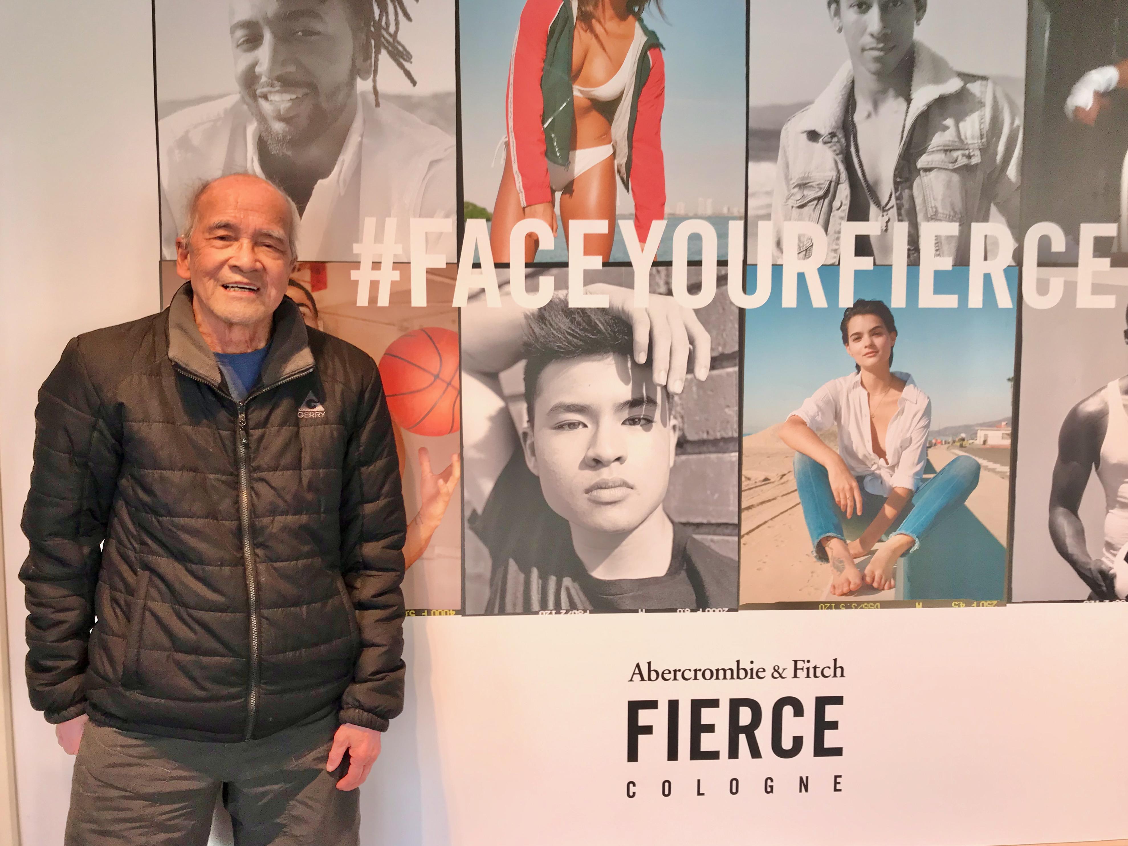 Fu-Tin visits Abercrombie a&a…