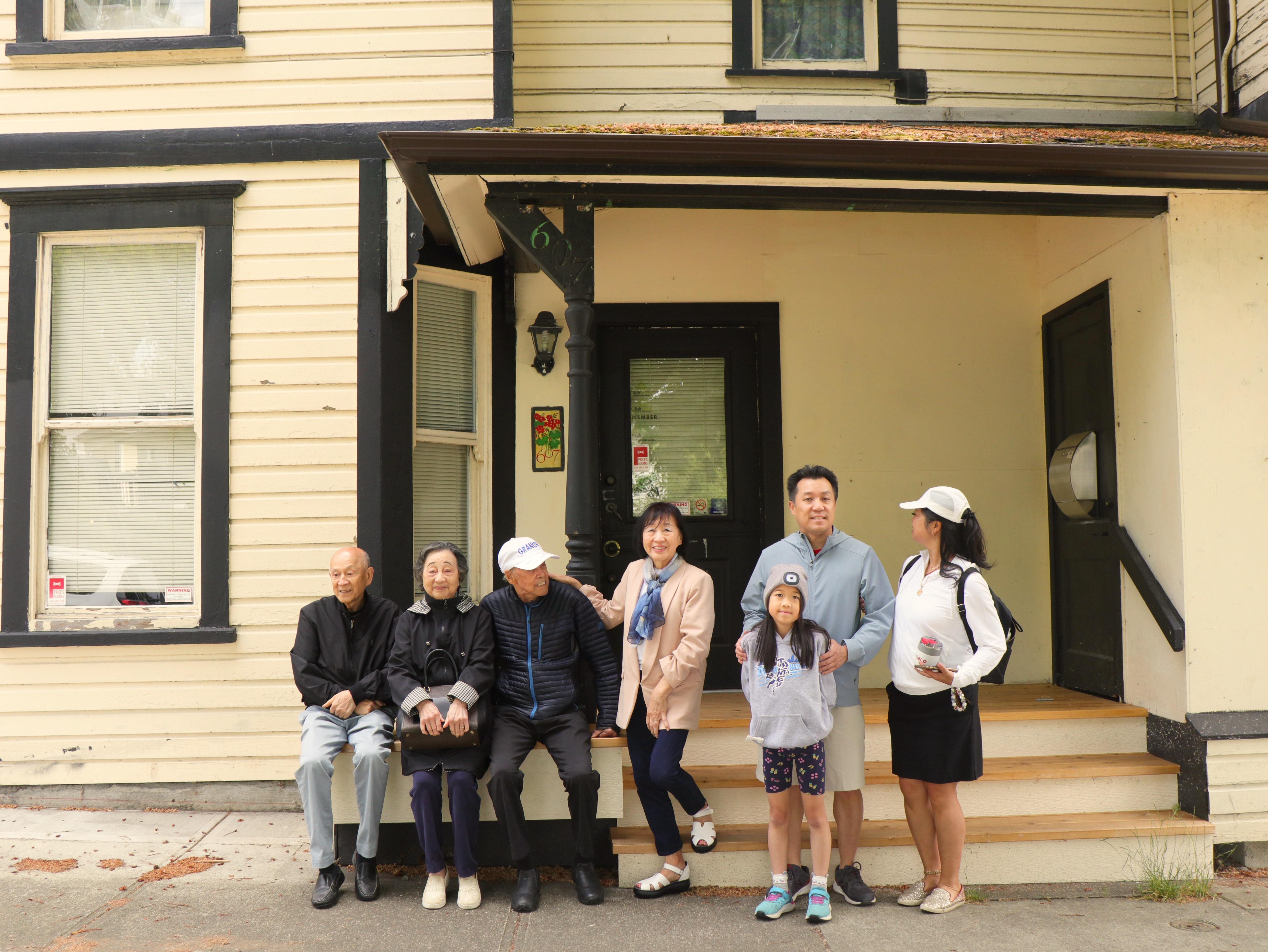 Trip to visit our childhood h…