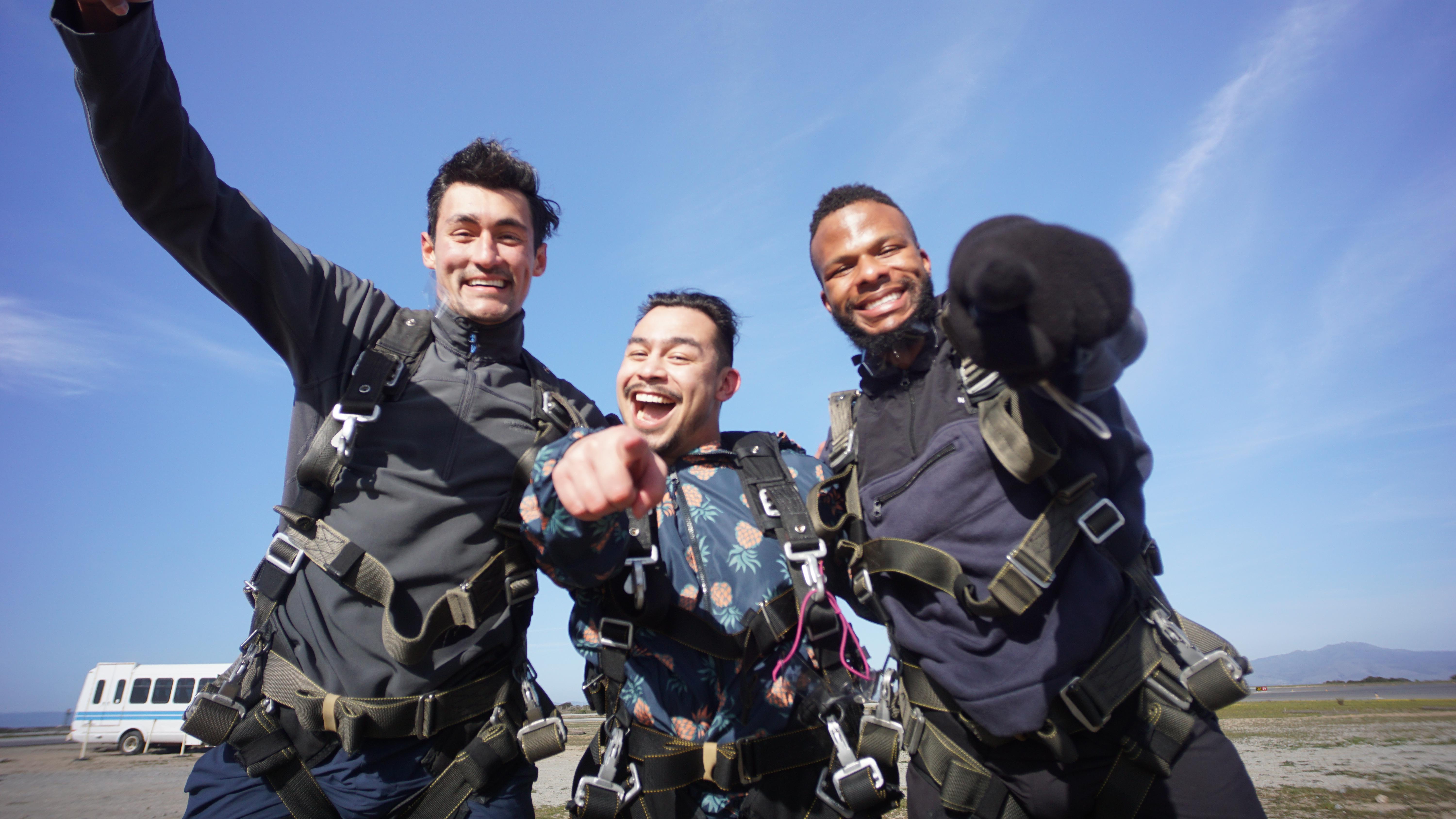 Skydiving in Monterrey for Ma…