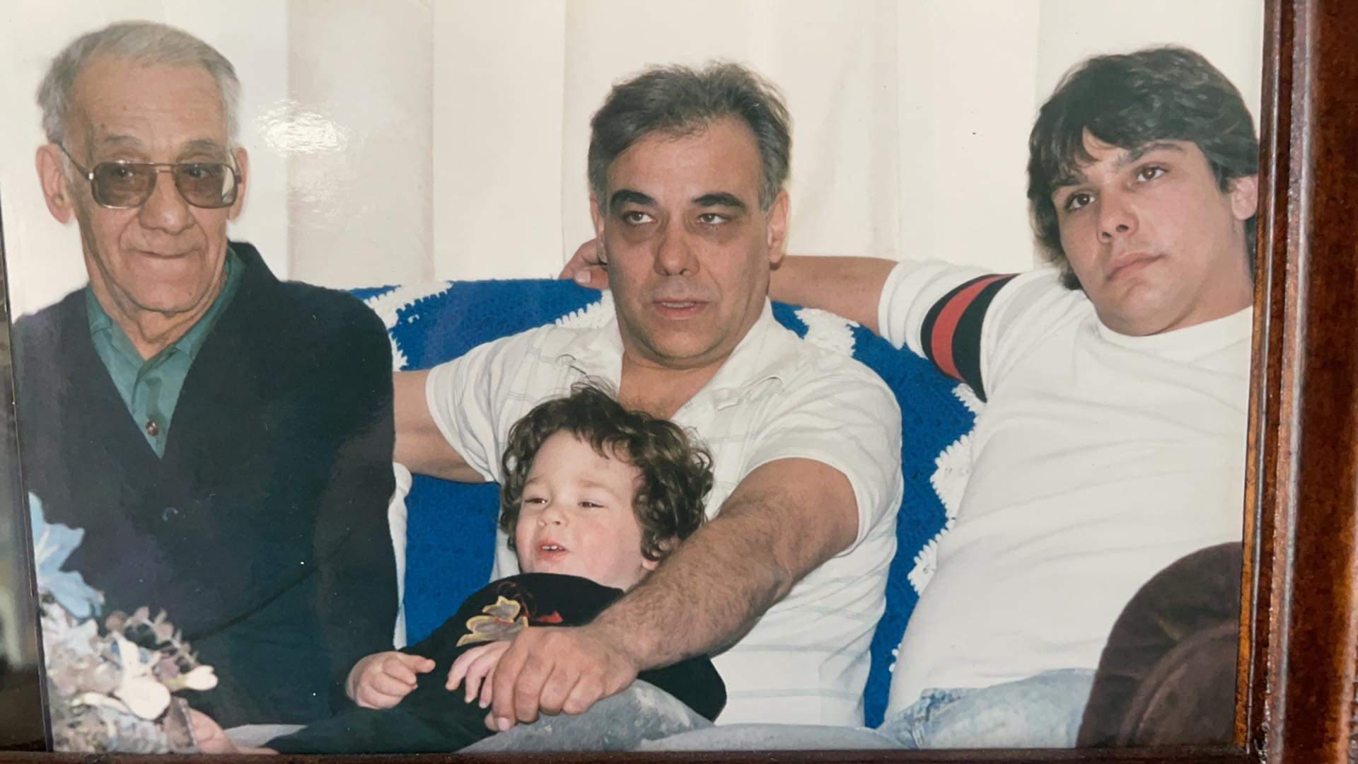 4 generations Manarite's